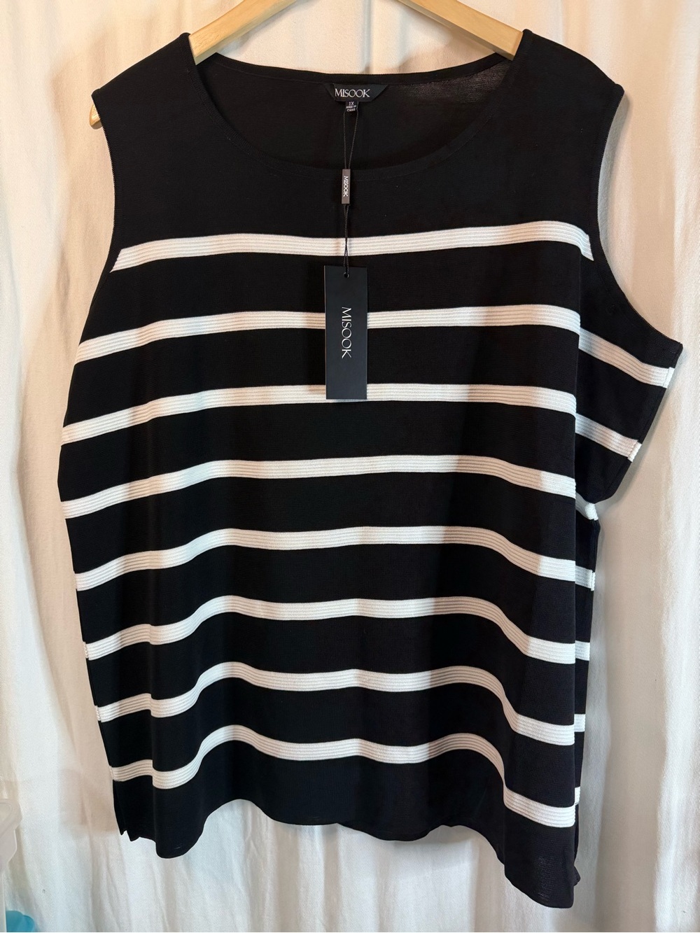 Misook Black & White Striped Sleeveless Knit Shell